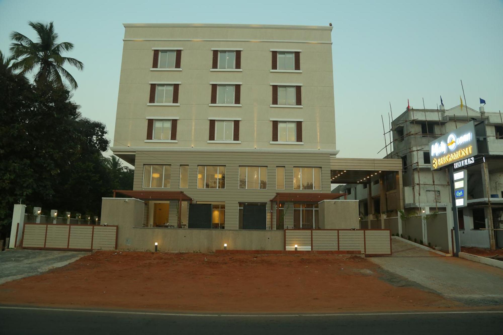 Misty Ocean - A Bergamont Group Of Hotel Kuilapalayam Exterior photo