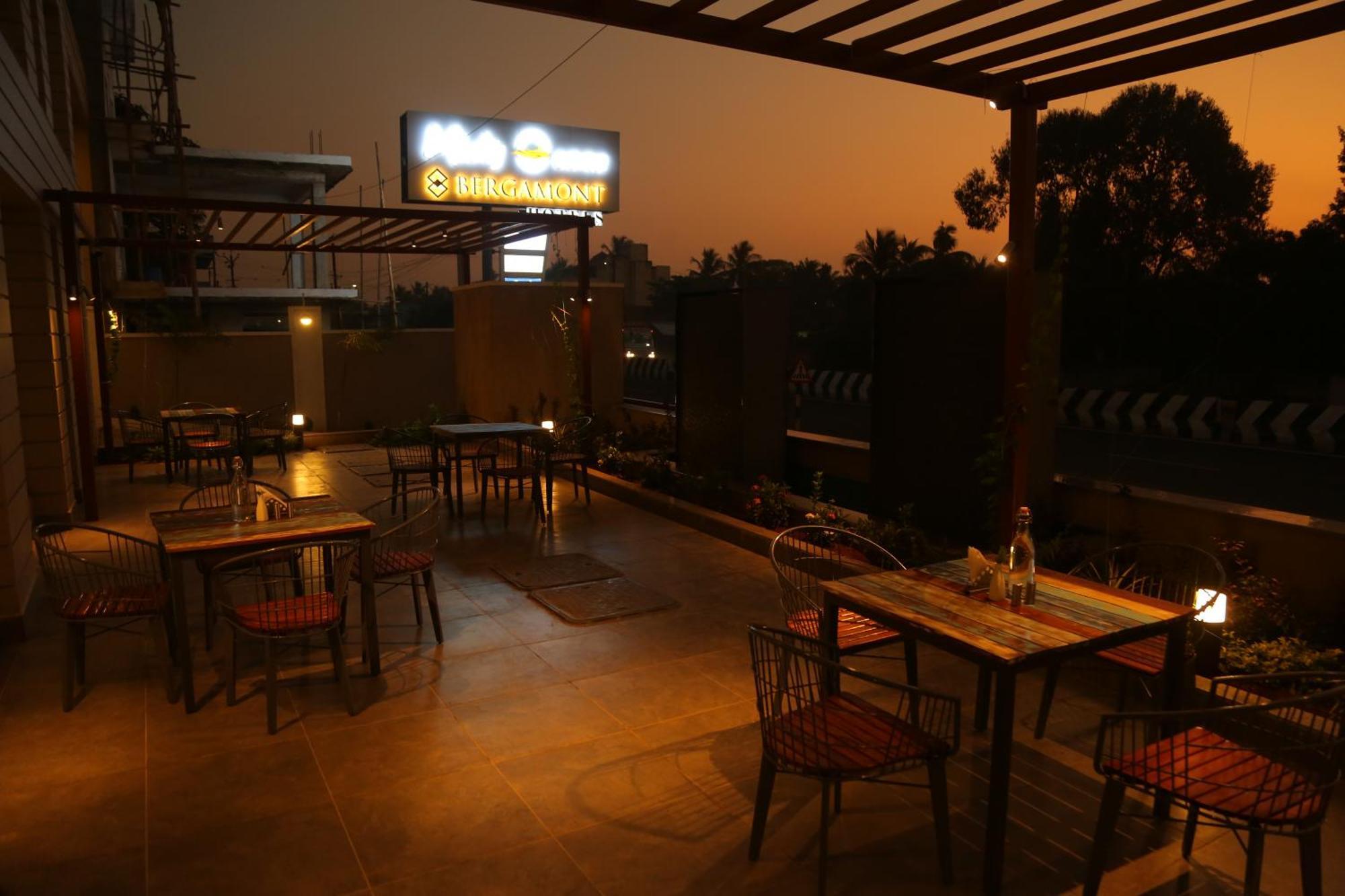 Misty Ocean - A Bergamont Group Of Hotel Kuilapalayam Exterior photo